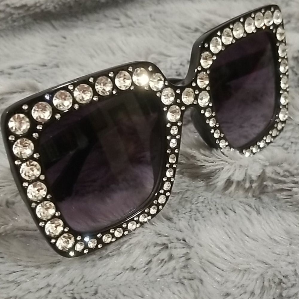 Large frame sunglasses - Picture 7 of 7